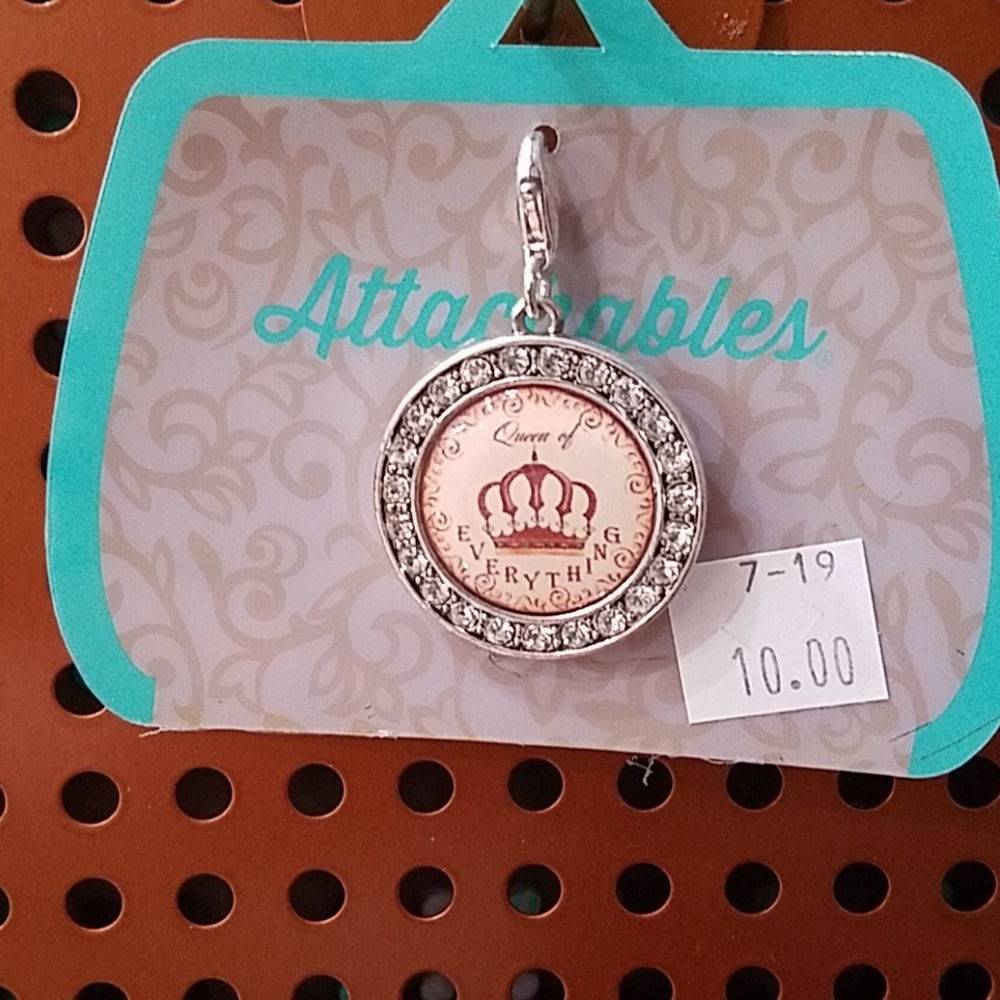 Queen of everything crown purse charm